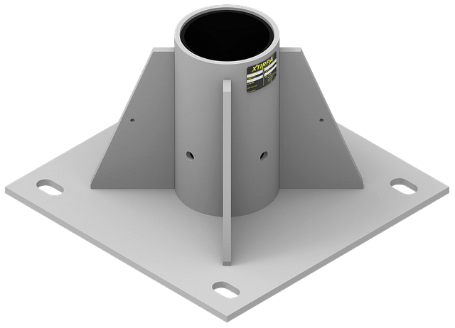 Xtirpa 102mm Centre Mount Floor Adaptor, 304 Stainless Steel